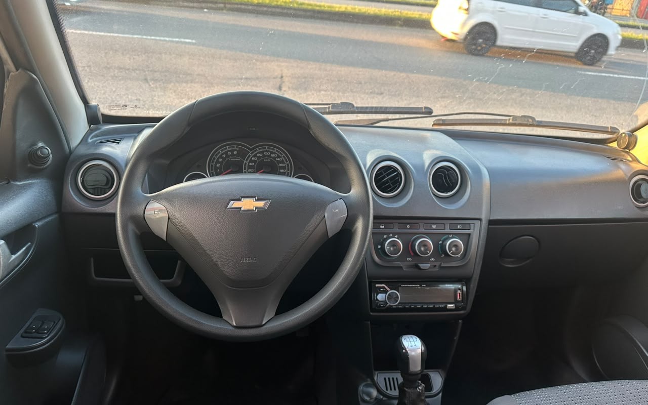 imagem-https://www.socarrao.com.br/sc-vehicle-images-prod/3908721/1789653463931-V2hhdHNBcHAgSW1hZ2UgMjAyNi0wOS0xNiBhdCAxNy41Ny4xMCAoMikuanBlZw.jpeg