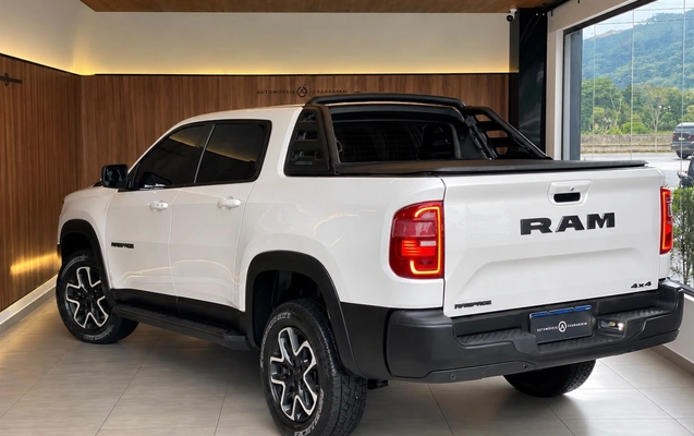 imagem-https://www.socarrao.com.br/sc-vehicle-images-prod/3908883/1789755834985-5f27d75d3f6a4b5ab1935d184c03a3f3_1789072838331.jpg