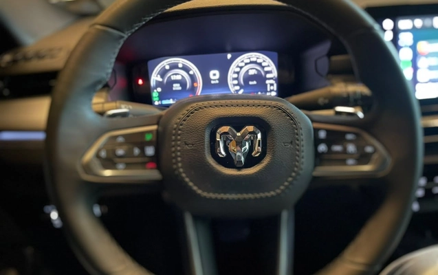 imagem-https://www.socarrao.com.br/sc-vehicle-images-prod/3908883/1789755834994-77091184f621454cafcd84ea22f4b85b_1789072838353.jpg