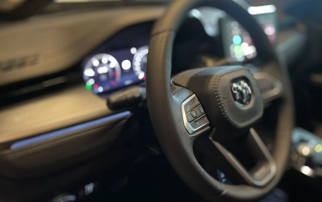 imagem-https://www.socarrao.com.br/sc-vehicle-images-prod/3908883/1789755834997-8b02195a1e6941fda8d9666d4abe3c13_1789072838358.jpg