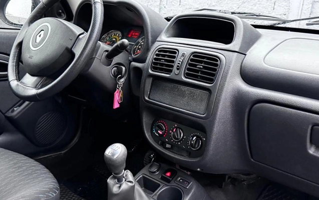 imagem-https://www.socarrao.com.br/sc-vehicle-images-prod/3908916/1789653867771-8449914_7_B_31760fa55e.jpeg