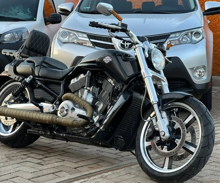 Harley-Davidson V-ROD 1250cc MUSCLE VRSCF 2012 Preto — foto 1 de 3