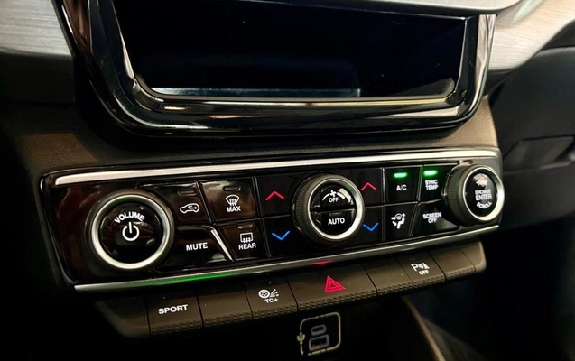 imagem-https://www.socarrao.com.br/sc-vehicle-images-prod/3909061/1789654133722-8464522_13_B_adad3834b9.jpeg