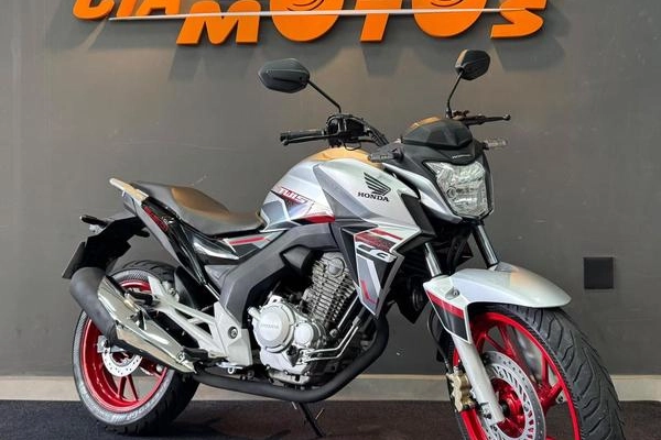 imagem-https://www.socarrao.com.br/sc-vehicle-images-prod/3909101/1789654211156-8485491_0_B_580a2e044b.jpeg