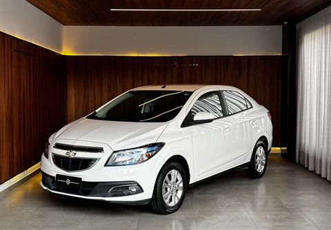 Chevrolet Prisma 2015 Branco — foto 1 de 3