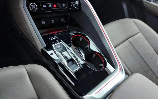 imagem-https://www.socarrao.com.br/sc-vehicle-images-prod/3909400/1789672077023-8485612_1_B_013eaf6b7f.jpeg