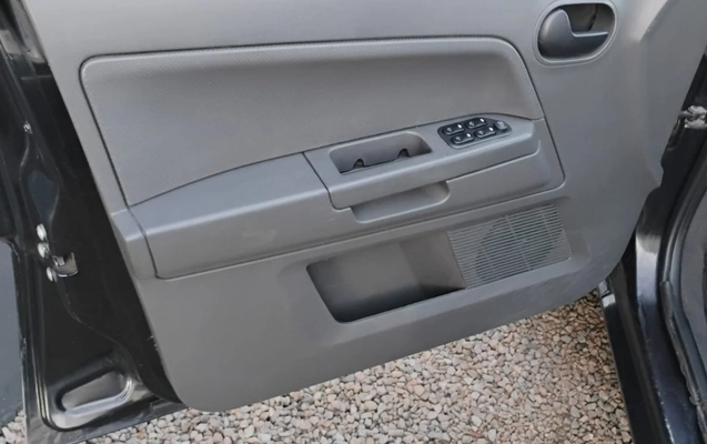 imagem-https://www.socarrao.com.br/sc-vehicle-images-prod/3909411/1789654754337-V2hhdHNBcHAgSW1hZ2UgMjAyNi0wOS0xNiBhdCAxNy41OS41NSAoMikuanBlZw.jpeg