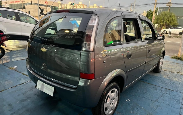 imagem-https://www.socarrao.com.br/sc-vehicle-images-prod/3909636/1789655193126-9b87ccf3-01f2-4368-90cf-674e742a15fa.jpg