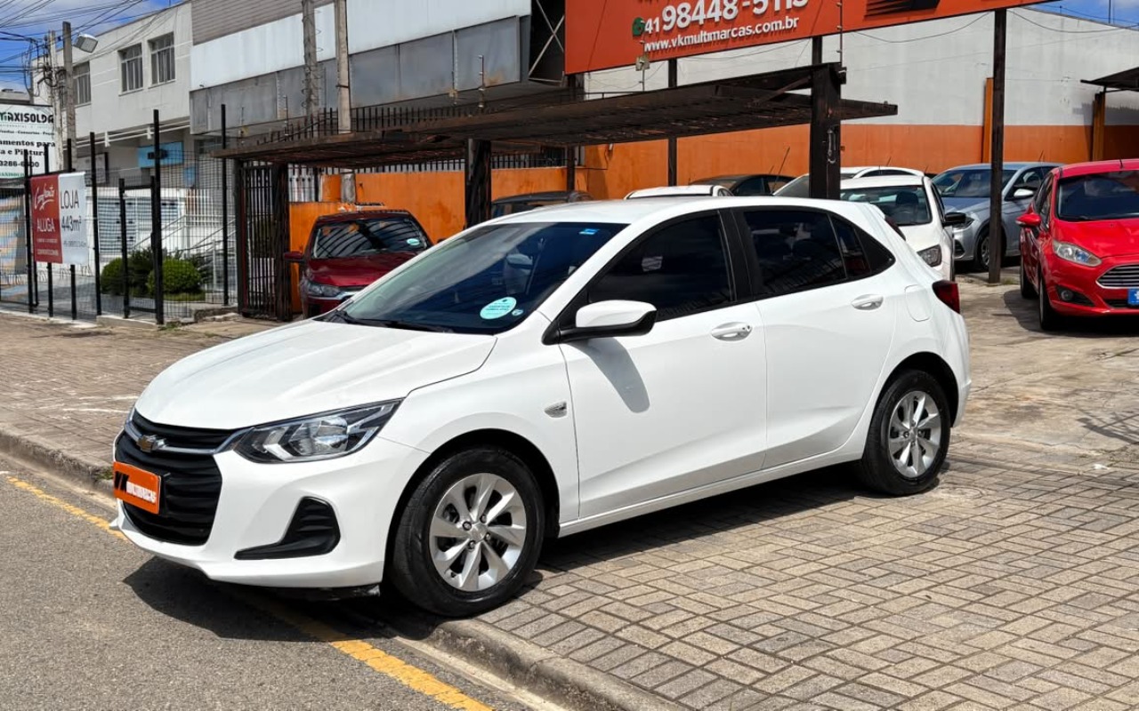 imagem-https://www.socarrao.com.br/sc-vehicle-images-prod/3909676/1789655388403-V2hhdHNBcHAgSW1hZ2UgMjAyNi0wOS0xNiBhdCAxMy4wNS4yOSAoMSkuanBlZw.jpeg