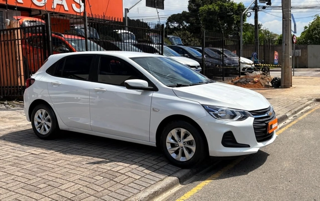 imagem-https://www.socarrao.com.br/sc-vehicle-images-prod/3909676/1789655388596-V2hhdHNBcHAgSW1hZ2UgMjAyNi0wOS0xNiBhdCAxMy4wNS4zMCAoMSkuanBlZw.jpeg