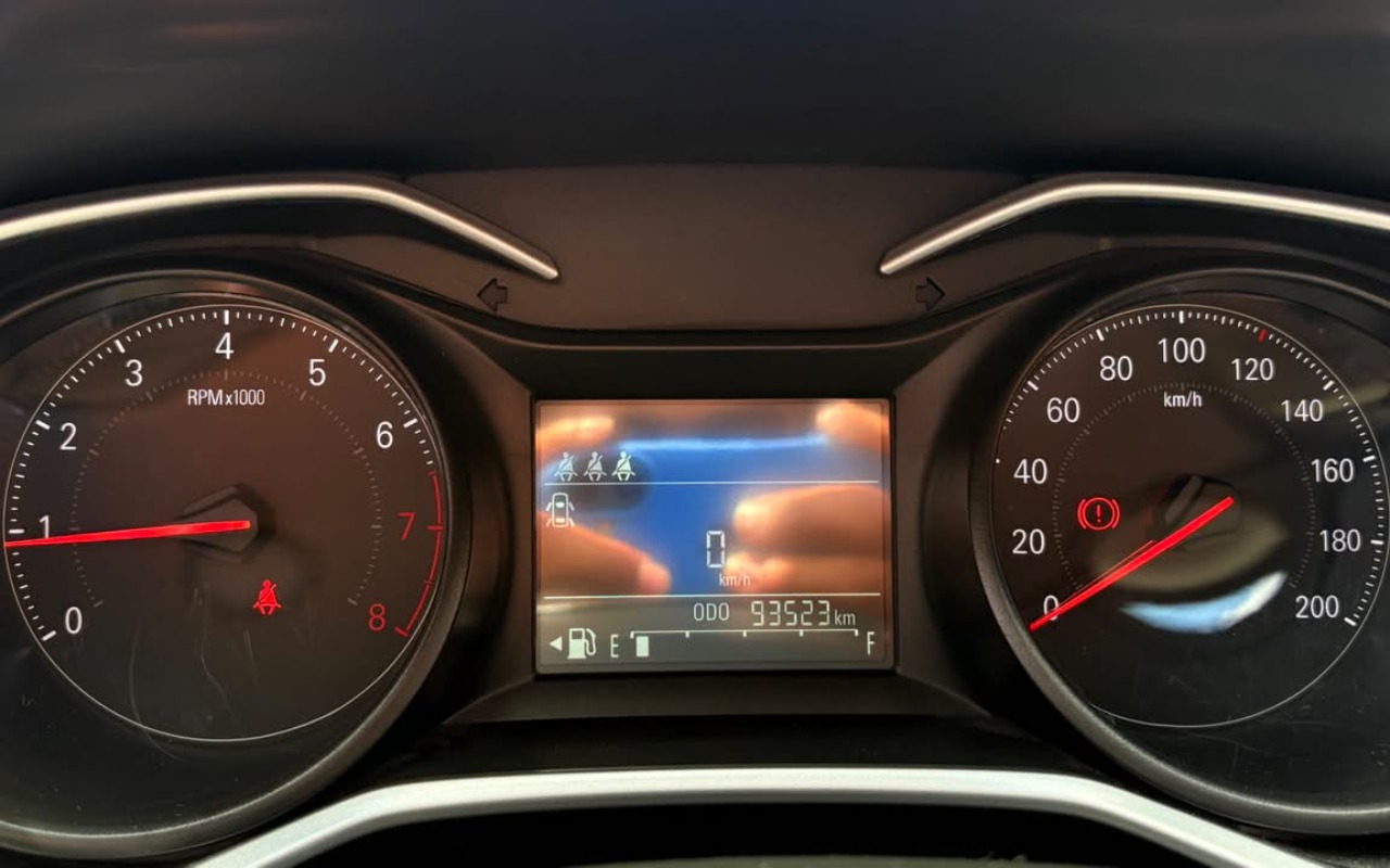 imagem-https://www.socarrao.com.br/sc-vehicle-images-prod/3909676/1789655388702-V2hhdHNBcHAgSW1hZ2UgMjAyNi0wOS0xNiBhdCAxMy4wNS4zMCAoMikuanBlZw.jpeg