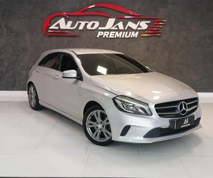 Mercedes-Benz A-200 1.6 TB/Flex Aut. 2016 Prata — foto 1 de 3