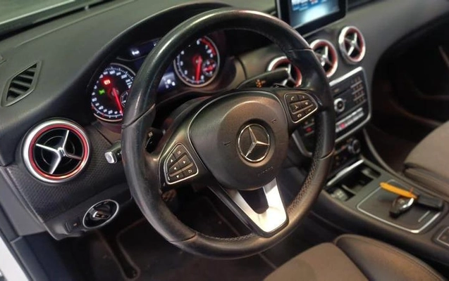 imagem-https://www.socarrao.com.br/sc-vehicle-images-prod/3909703/1789656434939-8484618_6_B_415c4a3d84.jpeg