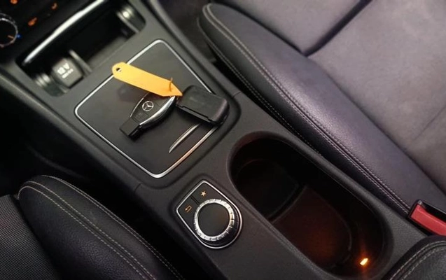 imagem-https://www.socarrao.com.br/sc-vehicle-images-prod/3909703/1789656434948-8484618_1_B_02a45827cb.jpeg