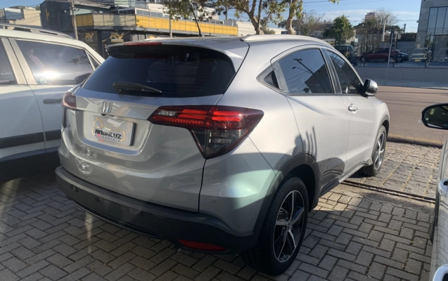 imagem-https://www.socarrao.com.br/sc-vehicle-images-prod/3909895/1789655646582-3ybHPXkOkIC5LsGU2D5Gp8Mo6fZ308AkToPS.jpg