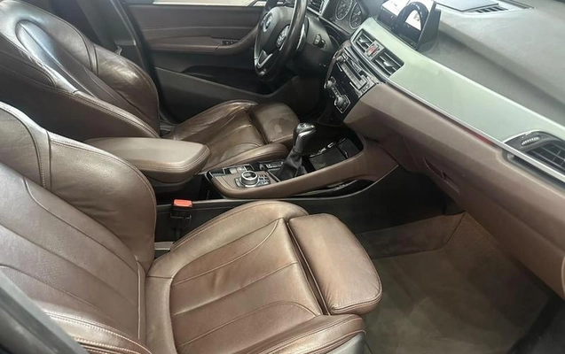imagem-https://www.socarrao.com.br/sc-vehicle-images-prod/3909958/1789655780880-8482252_5_B_656726e918.jpeg