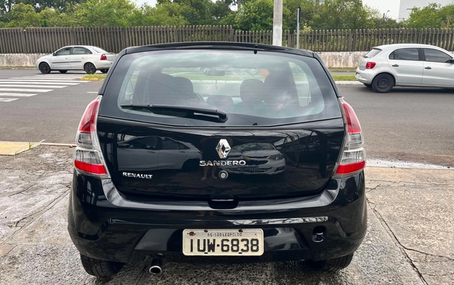 imagem-https://www.socarrao.com.br/sc-vehicle-images-prod/3909964/1789655838444-V2hhdHNBcHAgSW1hZ2UgMjAyNi0wNS0wOSBhdCAxOS4yNS4xNCAoNCkuanBlZw.jpeg