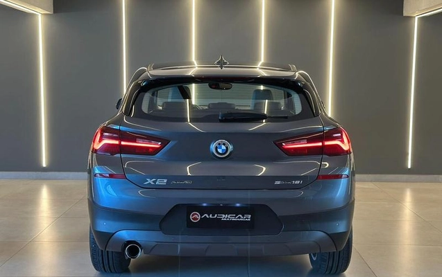 imagem-https://www.socarrao.com.br/sc-vehicle-images-prod/3909989/1789670881679-8336116_12_B_ae345faef8.jpeg