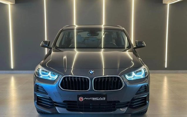 imagem-https://www.socarrao.com.br/sc-vehicle-images-prod/3909989/1789670881683-8336116_12_B_06a22b9204.jpeg