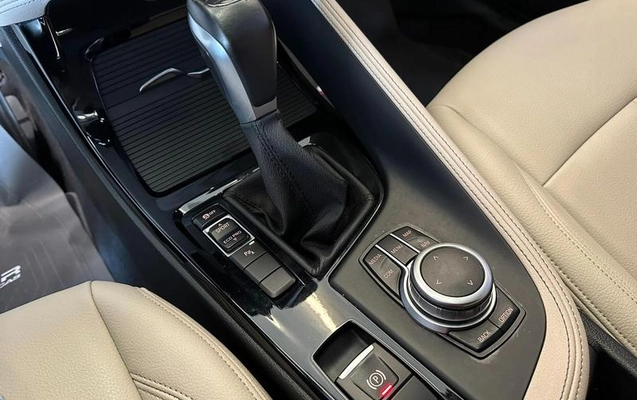 imagem-https://www.socarrao.com.br/sc-vehicle-images-prod/3909989/1789670881694-8336116_6_B_3550abecfa.jpeg