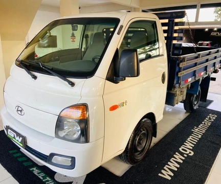 Hyundai HR 2014 Branco — foto 1 de 3