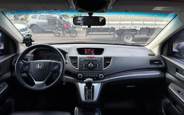 imagem-https://www.socarrao.com.br/sc-vehicle-images-prod/3910246/1789656368139-8481545_8_B_3a311f4bbd.jpeg