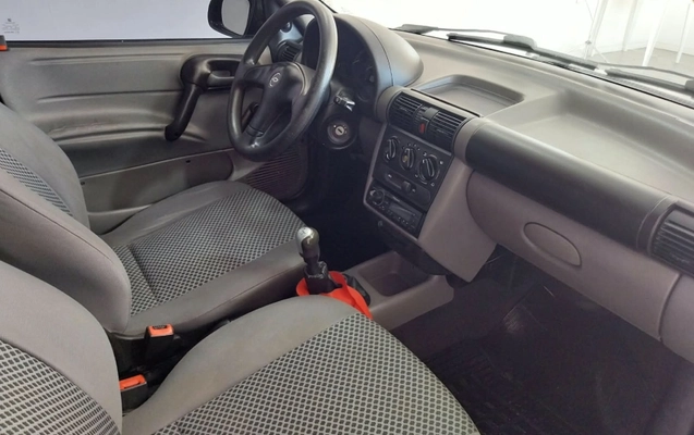 imagem-https://www.socarrao.com.br/sc-vehicle-images-prod/3910287/1789675968302-iYTrPh0cs7mbcnrgbGY90RE9ssEz3d75.jpg