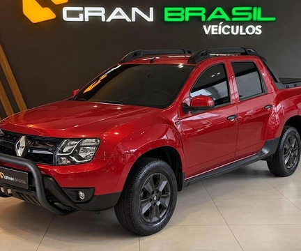 Renault Duster Oroch 2017 Vermelho — foto 1 de 3