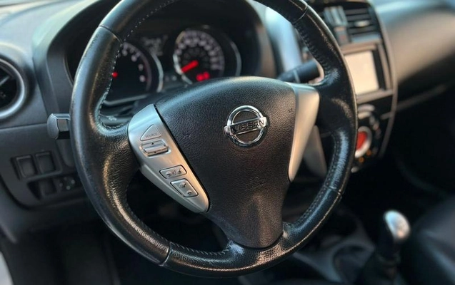 imagem-https://www.socarrao.com.br/sc-vehicle-images-prod/3910386/1789656706037-8483546_14_B_1e5e0d3fdf.jpeg