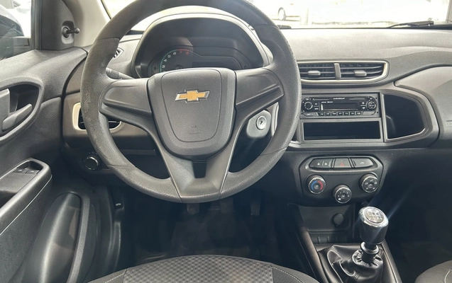 imagem-https://www.socarrao.com.br/sc-vehicle-images-prod/3910394/1789657165437-vehicle_image_1789657106_1d518f9443ba9af508bd9af2f0d270d4.jpeg