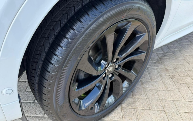 imagem-https://www.socarrao.com.br/sc-vehicle-images-prod/3910432/1789657023927-ZjhlZGU5YjAtOTA3Yi00M2RiLWI0N2YtMmYwZjg0Y2Y4MDM1LmpwZWc.jpeg