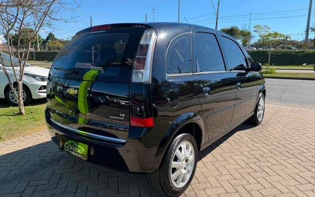 imagem-https://www.socarrao.com.br/sc-vehicle-images-prod/3910545/1789657305855-MjhiMDEyNzAtNzUwMy00NDUzLTk0MmItOWQwYmE2NzgwM2JmLmpwZWc.jpeg