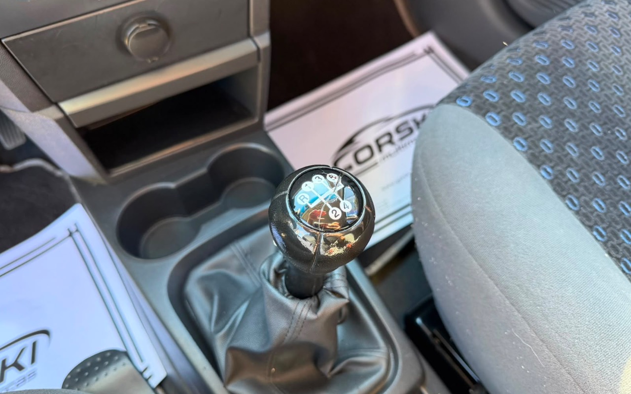 imagem-https://www.socarrao.com.br/sc-vehicle-images-prod/3910545/1789657306629-Y2RmYjRjN2ItYmRmMS00ZjYzLWI4MTYtMDI1OTllZDQ2ZTBjLmpwZWc.jpeg