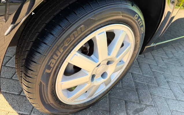 imagem-https://www.socarrao.com.br/sc-vehicle-images-prod/3910545/1789657306766-Y2JkOWQ2ZjMtZDBiZi00NDIzLWJjMDMtZWJkYTQwYTE2MTQ5LmpwZWc.jpeg