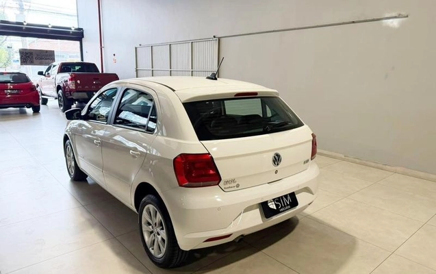 imagem-https://www.socarrao.com.br/sc-vehicle-images-prod/3910661/1789657444518-8484895_0_B_66ca96a595.jpeg