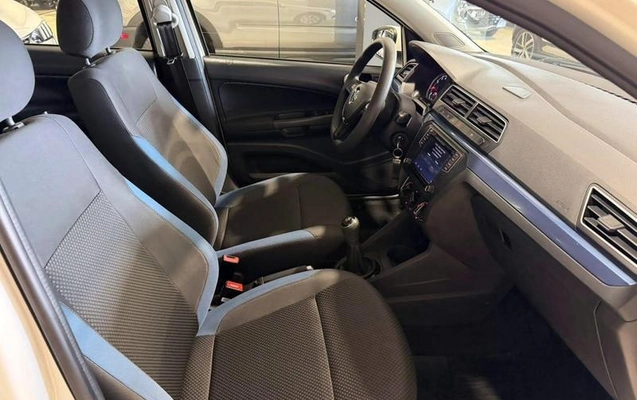 imagem-https://www.socarrao.com.br/sc-vehicle-images-prod/3910661/1789657444537-8484895_13_B_8eeb6ed808.jpeg