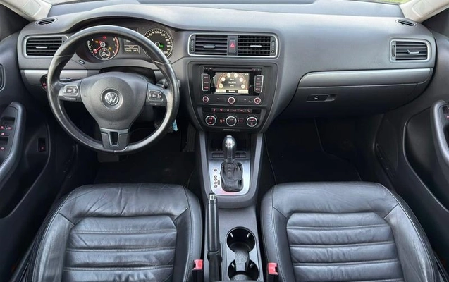 imagem-https://www.socarrao.com.br/sc-vehicle-images-prod/3910670/1789657479651-8485258_9_B_7e2da63ecc.jpeg