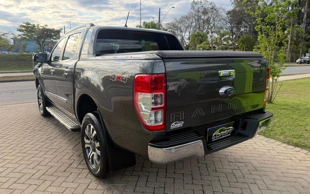 imagem-https://www.socarrao.com.br/sc-vehicle-images-prod/3910681/1789657512208-YzdjNjY0ZGQtNDY2My00ODUxLTg2MTgtZmI5NTM3OGNiZDVmLmpwZWc.jpeg