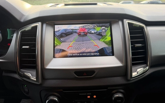 imagem-https://www.socarrao.com.br/sc-vehicle-images-prod/3910681/1789657512764-YTJjMTNmNzctNGIyMi00YTBkLTg3MjEtYTU2NDYwMWVlOGM4LmpwZWc.jpeg