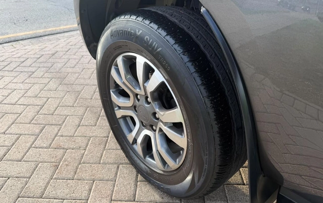 imagem-https://www.socarrao.com.br/sc-vehicle-images-prod/3910681/1789657512944-ZjQ2MDBkMGItN2U3My00N2EwLTk4Y2QtYTZmN2UwMWVhMTRhLmpwZWc.jpeg