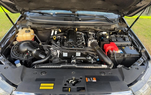 imagem-https://www.socarrao.com.br/sc-vehicle-images-prod/3910681/1789657513022-ZjMzYTg0N2QtMGE0ZS00ZjFmLWFiMTEtMmQwZmE4NTBmNWE4LmpwZWc.jpeg