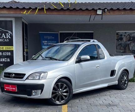 Chevrolet Montana 2005 Prata — foto 1 de 3