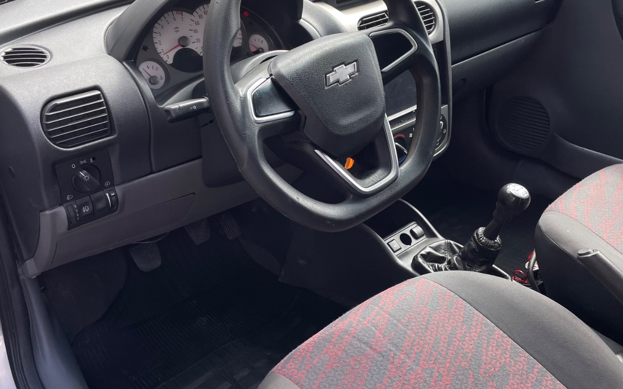 imagem-https://www.socarrao.com.br/sc-vehicle-images-prod/3910767/1789658172989-SU1HXzY0NTMuanBlZw.jpeg