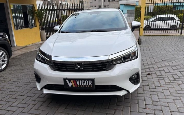 imagem-https://www.socarrao.com.br/sc-vehicle-images-prod/3910768/1789657748702-8485980_15_B_2bce81f413.jpeg