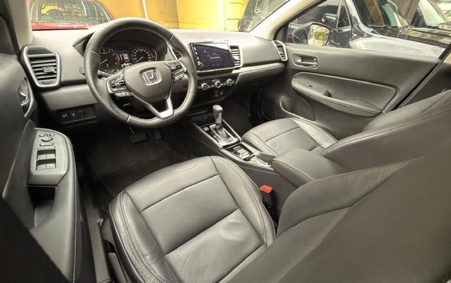 imagem-https://www.socarrao.com.br/sc-vehicle-images-prod/3910768/1789657748708-8485980_1_B_c4b394aaa6.jpeg