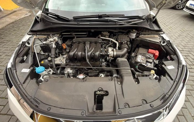imagem-https://www.socarrao.com.br/sc-vehicle-images-prod/3910768/1789657748708-8485980_8_B_ffa857d494.jpeg
