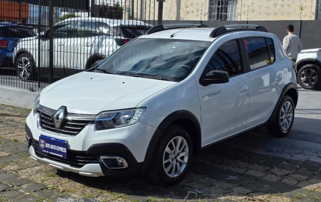 imagem-https://www.socarrao.com.br/sc-vehicle-images-prod/3910799/1789657960645-bkIttcSkD0aAni6PEq0gYo5cWNI6aJNB.jpg