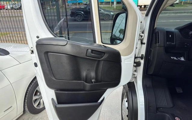 imagem-https://www.socarrao.com.br/sc-vehicle-images-prod/3910820/1789658037542-6857463_2_B_9d6305aab9.jpeg