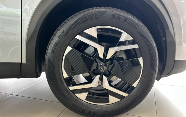 imagem-https://www.socarrao.com.br/sc-vehicle-images-prod/3910868/1789829658830-vehicle_image_1789825274_448079c4a393f0163229dbc76359fe6d.jpeg