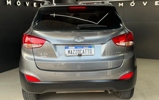 imagem-https://www.socarrao.com.br/sc-vehicle-images-prod/3911078/1789658381183-003_4922323fd9bd96d3440fb071d9d37edf.jpeg